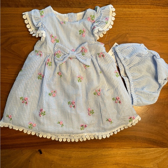 NWT Rare Editions Seersucker Floral Dress size 18mo - Picture 2 of 3